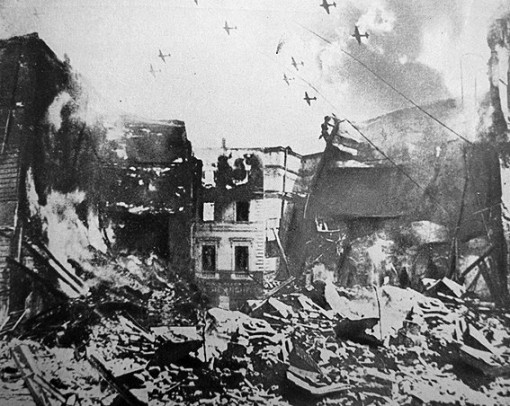 bombardamente anglo americane 1944 bucuresti