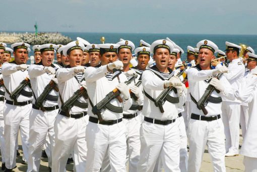 Marinari militari din Forțele Navale Române